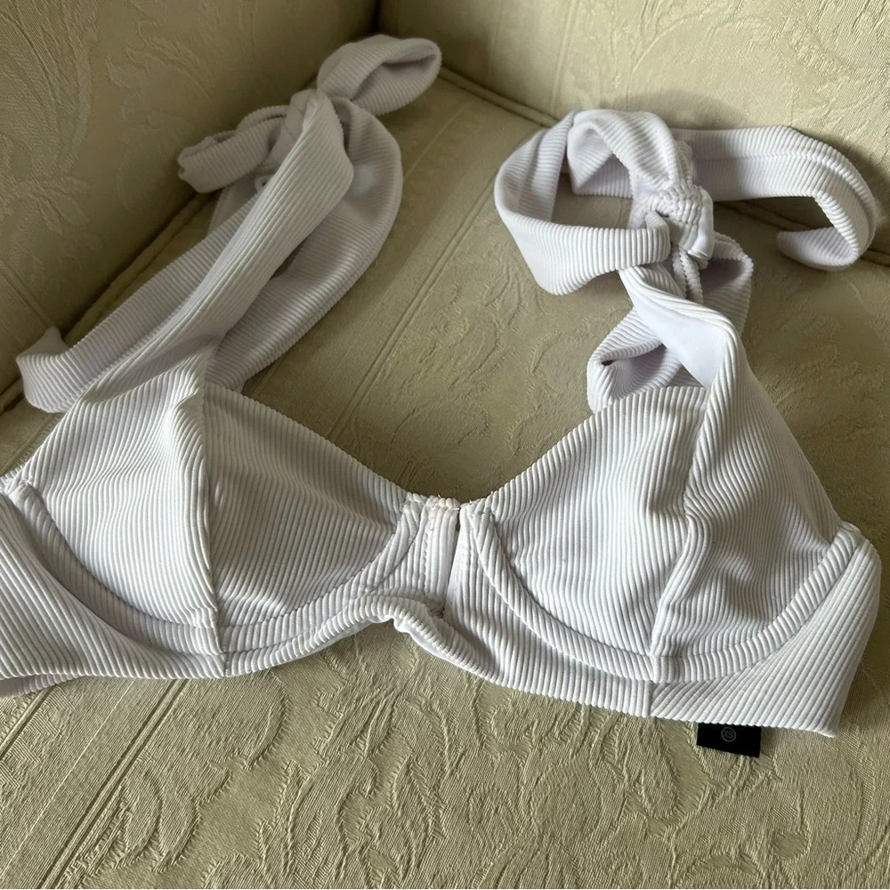 Beach riot Blair bikini top bow on shoulder size xs